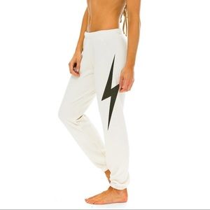 Woman’s bolt sweatpants vintage white